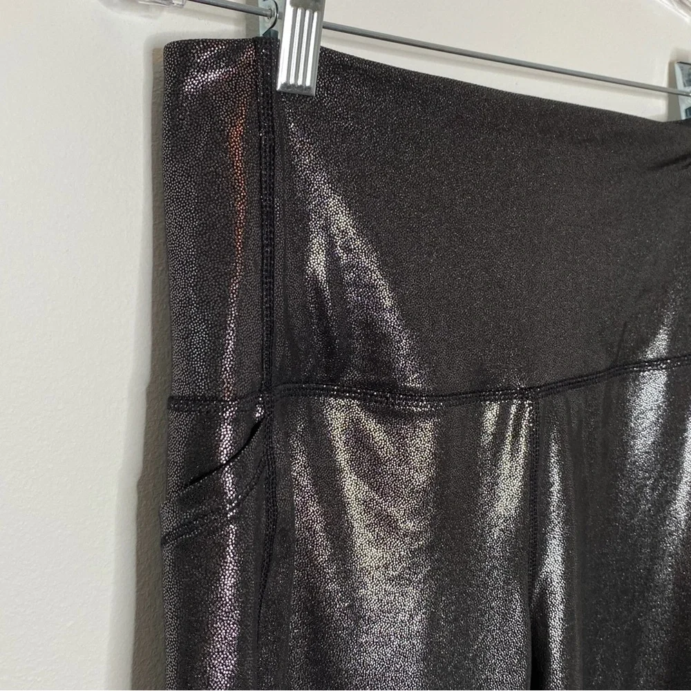 DSG Black Sliver Metallic Side Pocket Leggings